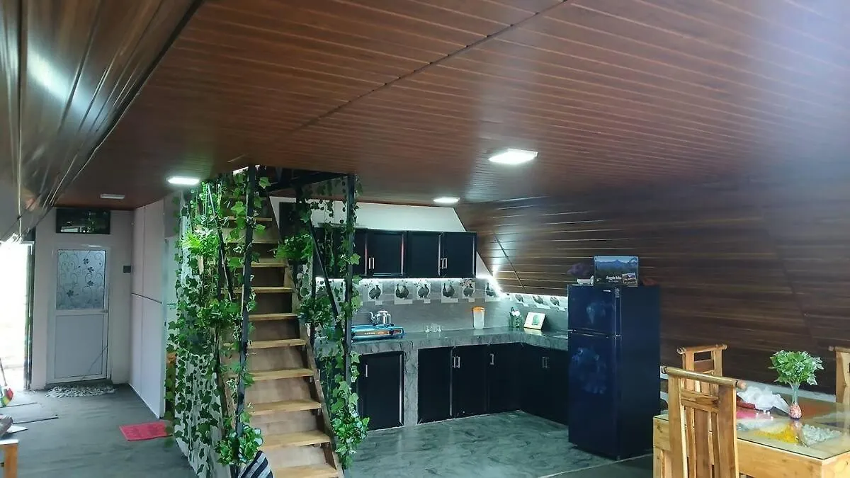 Argyle Lakeside Cabana Hatton 0*,